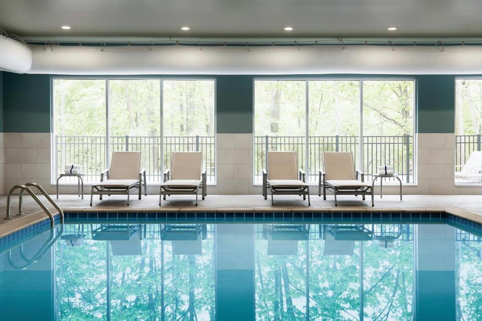 Holiday Inn Express & Suites Buford - Mall Of Georgia By Ihg Экстерьер фото